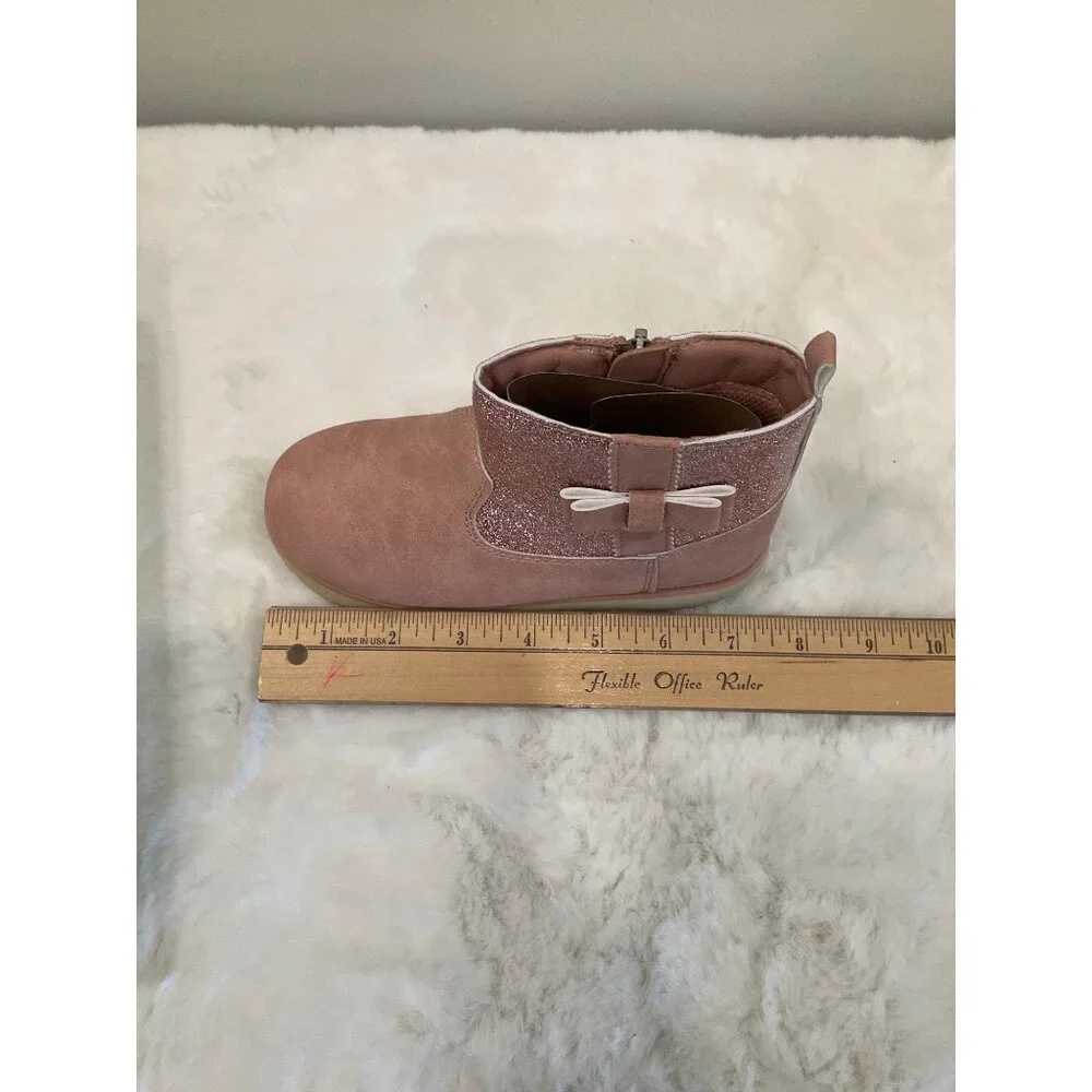 Munchkin by Stride Rite Girl's Size 11M Avalon Pink Glitter Side-Zip Boots NEW